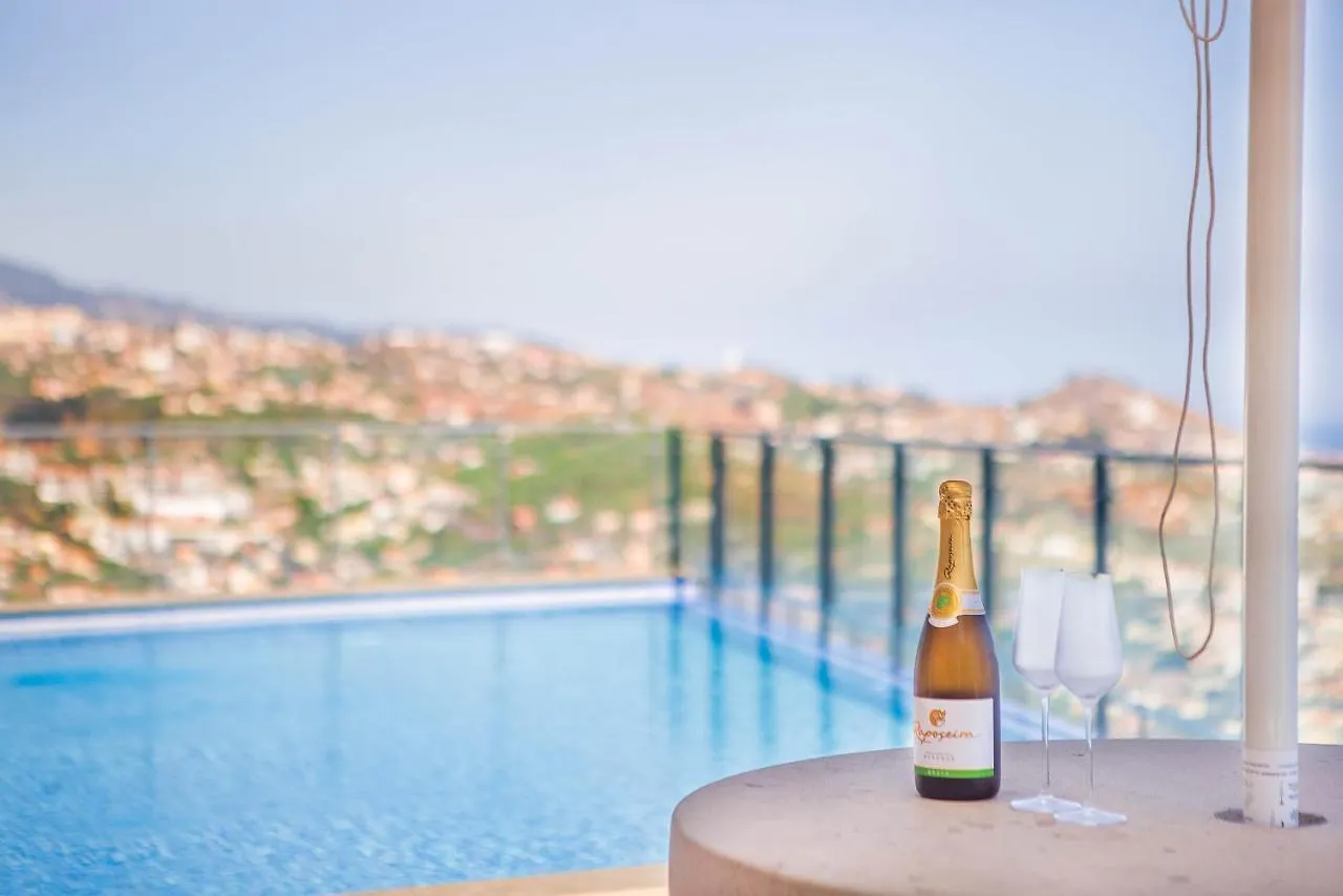 Villa Amplitude Camara de Lobos